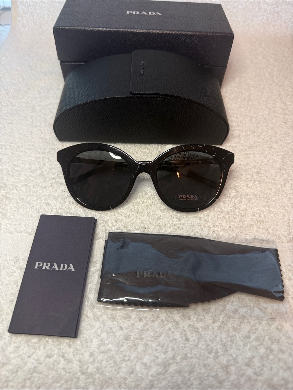 Authentic NIB Prada SPR 02Y 03Y5S0 Plastic Round Sunglasses with CoA